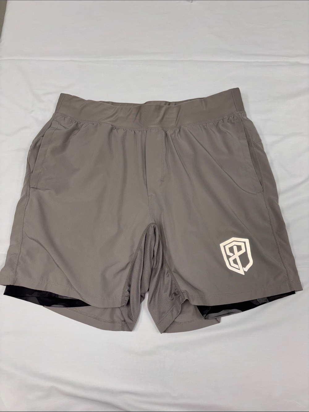 Born Primitive versatile? Shorts compression liner XL gray